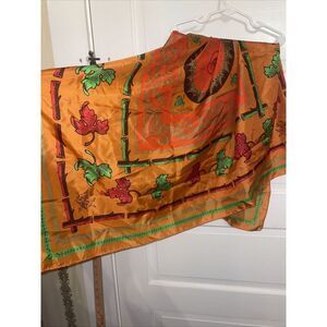 The White Barn Candle Co 100% Silk Scarf‎